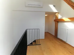 Pronájem bytu 2+kk, Praha - Nusle, Vrtbova, 43 m2