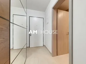 Pronájem bytu 1+kk, Praha - Vysočany, Strnadových, 33 m2