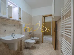 Pronájem bytu 2+kk, Jesenice, Mezi Domy, 46 m2