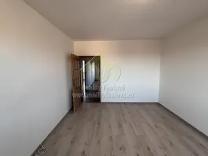 Pronájem bytu 3+1, Rokycany, K Řece, 76 m2