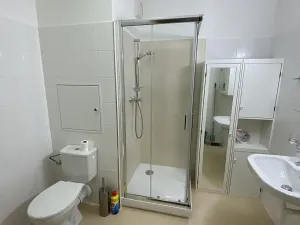 Pronájem bytu 2+kk, Liberec, Sluneční stráň, 62 m2