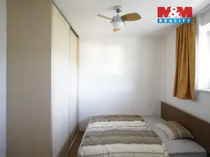 Pronájem bytu 2+kk, Praha - Libeň, U školičky, 42 m2