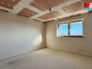 Prodej rodinného domu, Hrušky, 171 m2