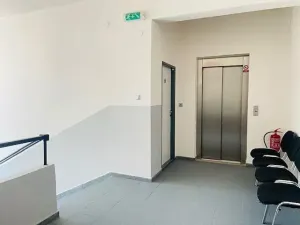 Pronájem kanceláře, Šumperk, Dr. E. Beneše, 130 m2