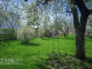 Prodej vily, Praha - Lipence, Na Bambouzku, 300 m2