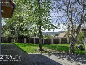 Prodej vily, Praha - Lipence, Na Bambouzku, 300 m2