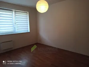 Pronájem bytu 1+1, Milovice, Spojovací, 30 m2