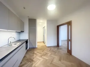 Pronájem bytu 1+1, Liberec, Hálkova, 55 m2