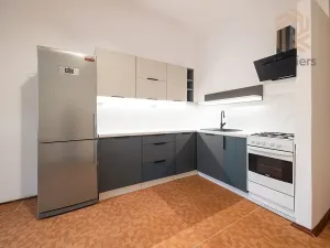 Pronájem bytu 2+1, Praha - Nusle, Jaromírova, 61 m2