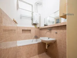 Pronájem bytu 2+1, Praha - Nusle, Jaromírova, 61 m2