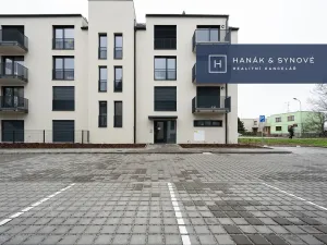 Pronájem bytu 2+kk, Pohořelice, U Kasáren, 54 m2