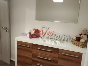 Pronájem bytu 2+kk, Praha - Holešovice, Jirečkova, 52 m2