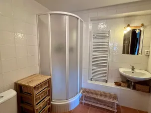 Prodej ubytování, Zlatá Koruna, 500 m2