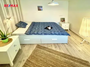 Pronájem bytu 2+kk, Praha - Nusle, U družstva Ideál, 32 m2