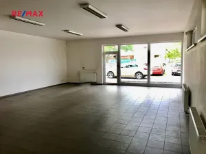 Prodej obchodního prostoru, Mukařov, Choceradská, 48 m2