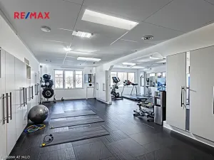 Prodej komerční nemovitosti, Kraslice, Palackého, 1800 m2