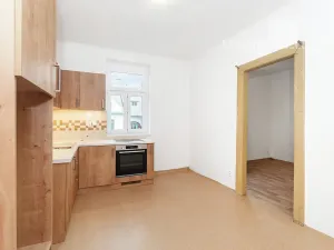 Prodej bytu 2+1, Praha - Strašnice, Vykáňská, 58 m2