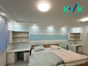 Pronájem bytu 3+1, Ostrov, Jungmannova, 74 m2