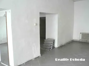 Pronájem obchodního prostoru, Prostějov, 200 m2