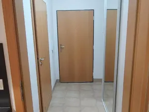 Pronájem bytu 1+kk, Praha - Košíře, Pod Kavalírkou, 32 m2