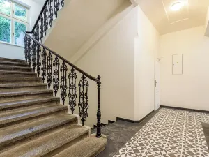 Pronájem bytu 2+kk, Praha - Vršovice, Košická, 36 m2