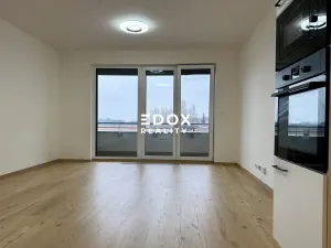 Pronájem bytu 1+kk, Praha - Letňany, Pavla Beneše, 43 m2