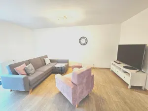 Pronájem bytu 2+kk, Jesenice, Nákupní, 65 m2