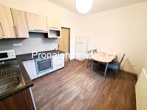 Pronájem bytu 2+1, Hradec Králové, Pražská třída, 57 m2