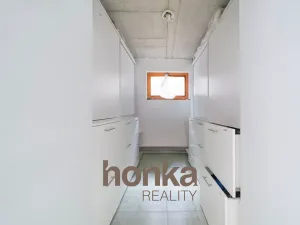 Pronájem rodinného domu, Kosoř, K Lomu, 263 m2