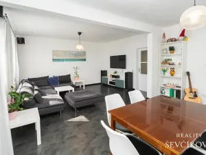 Prodej rodinného domu, Nechanice, 180 m2