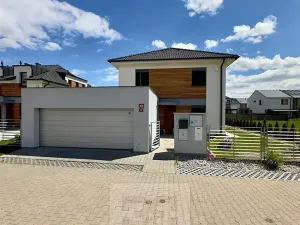 Pronájem rodinného domu, Zlonín, Borová, 198 m2