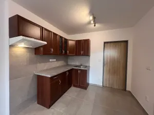 Pronájem bytu 2+kk, Hořesedly, 38 m2