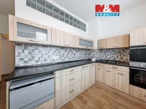 Prodej bytu 3+1, Hranice, Vítězná, 63 m2