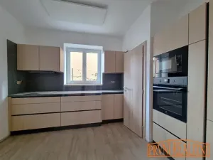 Prodej bytu 2+1, Uherský Brod, Ant. Dvořáka, 65 m2