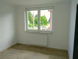 Pronájem bytu 2+kk, Kamenný Újezd, 5. května, 43 m2