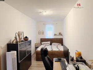 Pronájem bytu 2+kk, Neveklov, náměstí Jana Heřmana, 69 m2