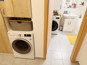 Pronájem bytu 2+kk, Neveklov, náměstí Jana Heřmana, 69 m2