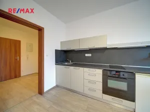Pronájem bytu 1+kk, Poděbrady, Lidická, 37 m2