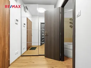 Prodej bytu 1+1, Praha - Chodov, Benkova, 30 m2