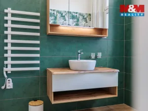 Prodej bytu 2+1, Karlovy Vary, Bělehradská, 96 m2