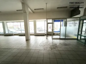 Pronájem obchodního prostoru, Děčín, Teplická, 456 m2