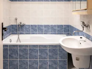 Pronájem bytu 2+kk, Vimperk, náměstí Svobody, 42 m2