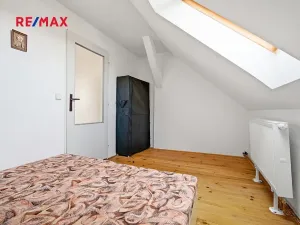 Prodej rodinného domu, Oselce, 168 m2