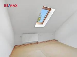 Prodej rodinného domu, Oselce, 168 m2