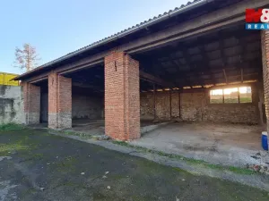 Pronájem skladu, Cítoliby, 300 m2
