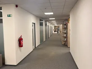 Pronájem kanceláře, Praha - Holešovice, Dělnická, 1251 m2