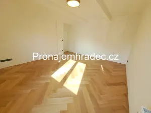 Pronájem bytu 3+kk, Hradec Králové, Blahoslavova, 84 m2