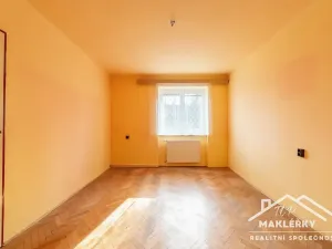 Prodej bytu 3+1, Velký Osek, Komenského, 56 m2