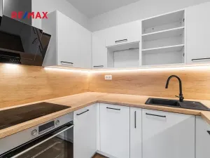 Pronájem bytu 2+kk, Plzeň, Slovanská, 56 m2