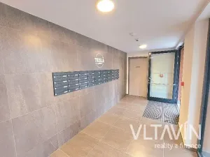 Pronájem bytu 2+kk, Praha - Hloubětín, Domalípova, 53 m2